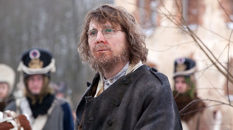 Pierre (Paul Dano) – Bild: WDR/​BBC