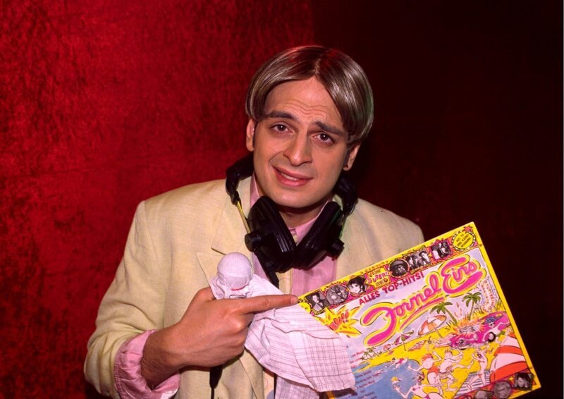 Schorsch (Kaya Yanar) – Bild: SAT.1 /​ Ralf Jürgens Eigenproduktionsbild frei