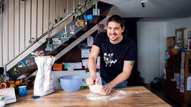 SRF bi de Lüt – Männerküche Staffel 7 2019 Guy Droz – Bild: SRF/​Ueli Christoffel