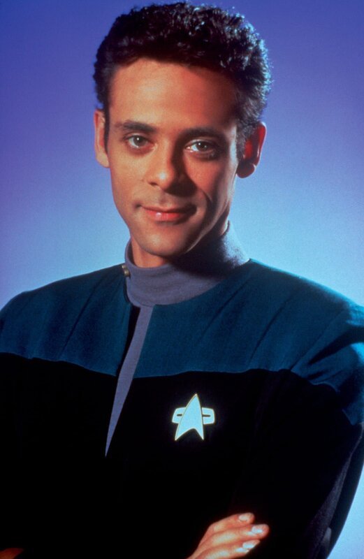 Doctor Bashir (Alexander Siddig) – Bild: SYFY