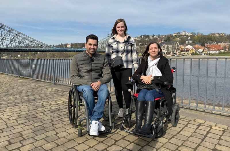 V.l.: Tan Caglar, Patricia Vierkotten, Eszter Bodnar. – Bild: Sophia Erbe