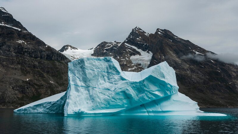 SRF DOK Das Expeditionsteam Grönland – Im Eisbärengebiet Folge 3 Eisberg 2025 – Bild: SRF/​Ramona Waldner