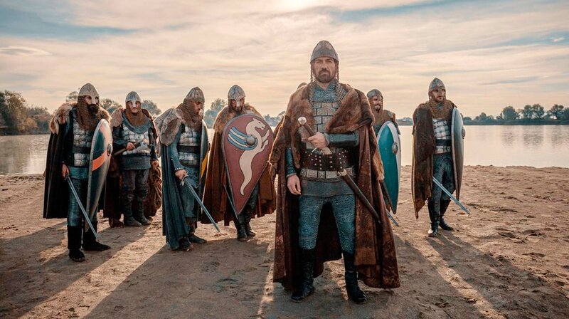 Welche Ursachen machten den wirtschaftlichen Aufstieg in Europa seit dem Mittelalter möglich? Dank ambitionierter Herrscher über vergleichsweise kleine Länder entwickelt sich eine Dynamik, die in kühne Expeditionen und technische Revolutionen mündet. – Bild: phoenix/​ZDF