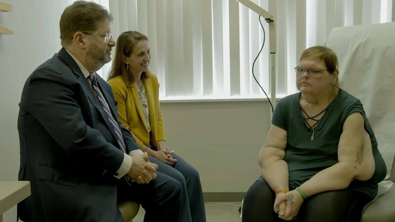 Tammy Slaton meets Dr. Rubin (Left) and Lynn Frydrych (Right). – Bild: Warner Bros. Discovery, Inc. or its subsidiaries and affiliates