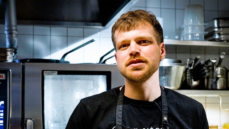 rec. Druck in der Spitzenküche – Zwischen Perfektion und Nervenzusammenbruch  Eric kam in der Spitzenküche an sein persönliches Limit – Bild: SRF