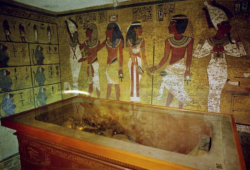 14 Mar 1995, Luxor, Egypt --- Sarcophagus at the Tomb of King Tutankhamun, Tut Ankh Amon, Valley of the Kings, Luxor, Egypt, North Africa – Bild: Corbis.  All Rights Reserved. /​ Tim Graham Lizenzbild frei