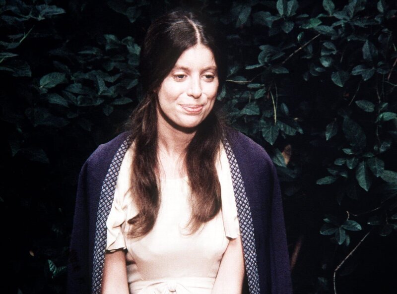 Die blinde Ruth (Elaine Heiveil) trägt schwer an ihrem harten Los … – Bild: Sat.1 Gold