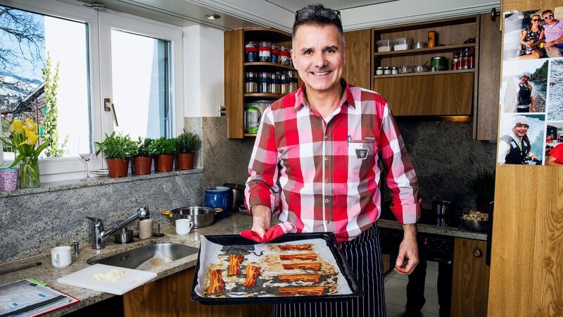 SRF bi de Lüt – Männerküche Staffel 7 2019 Andreas Roos – Bild: SRF/​Ueli Christoffel