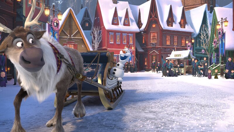 ALL-NEW CHAPTER FOR „FROZEN“ CHARACTERS -- Olaf (voice of Josh Gad) teams up with Sven on a mission in Walt Disney Animation Studios’ holiday featurette „Olaf’s Frozen Adventure,“ which welcomes back to the big screen Anna (voice of Kristen Bell), Elsa (voice of Idina Menzel) and Kristoff (voice of Jonathan Groff). Directed by Emmy®-winning filmmakers Kevin Deters and Stevie Wermers-Skelton („Prep & Landing“), produced by Oscar® winner Roy Conli („Big Hero 6“), and featuring original songs by Elyssa Samsel and Kate Anderson, „Olaf’s Frozen Adventure“ opens in front of Disney•Pixar’s original feature „Coco“ in U.S. theaters on Nov. 22, 2017. – Bild: Courtesy of Disney+