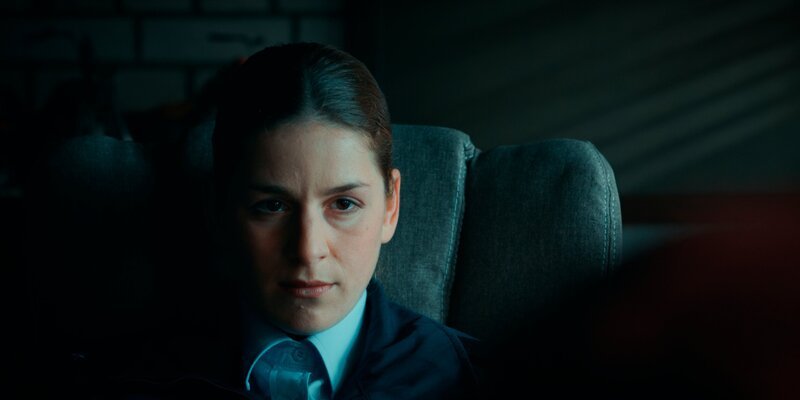 Tanja (Lou Strenger) hat die feste Absicht, die Revierleitung zu übernehmen. – Bild: SWR/​Studio Zentral