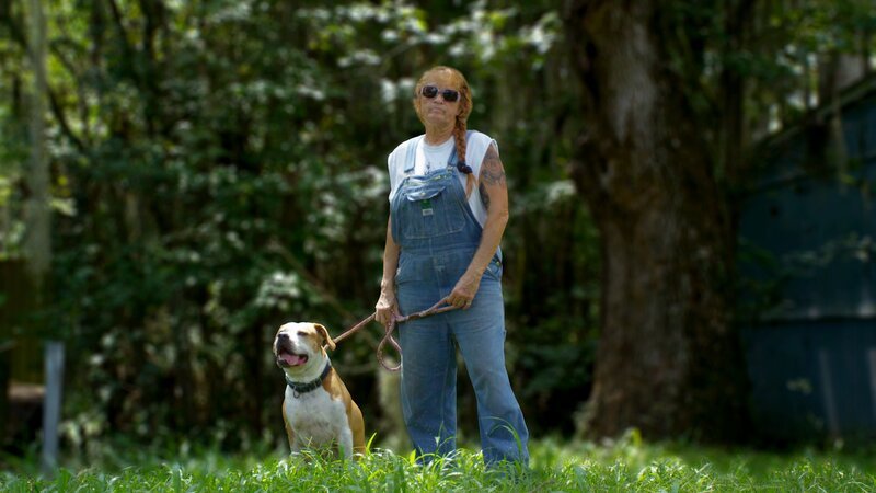 Tia & her dog Lucky. – Bild: Discovery Communications, LLC