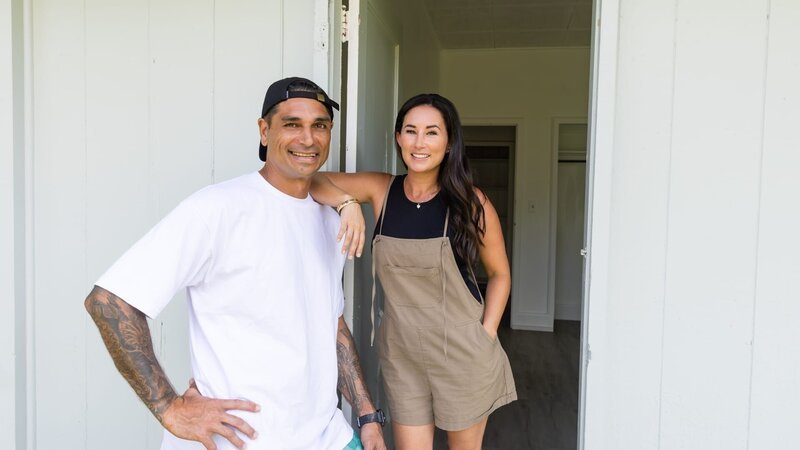 Tristyn and Kamohai Kalama, as seen on Renovation Aloha, Season 2. – Bild: Warner Bros. Discovery, Inc. or its subsidiaries and affiliates