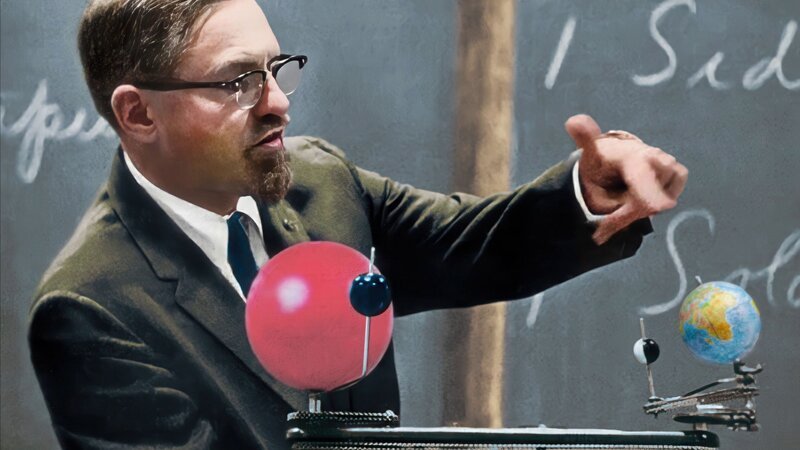 Dr. J. Allen Hynek – Bild: A+E Global Media /​ THE HISTORY CHANNEL