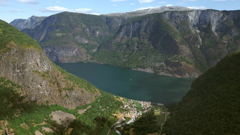 Der Aurlandsfjord ist einer der schmalsten Fjorde im Süden Norwegens. – Bild: arte, Vincent Productions /​ ZDF