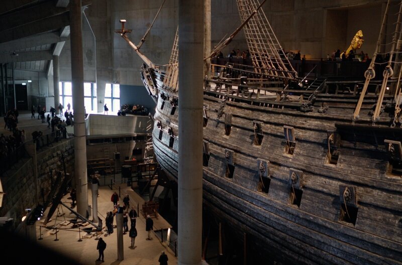 Nach der Bergung 1961 wurde die „Vasa“ restauriert. Heute steht sie im Vasa-Museum in Stockholm. – Bild: VASA/​Seppia/​Factstory/​Amopix