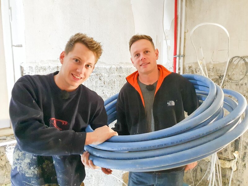 Marcel (r.) und Chris – Bild: RTL /​ Tokee Bros.