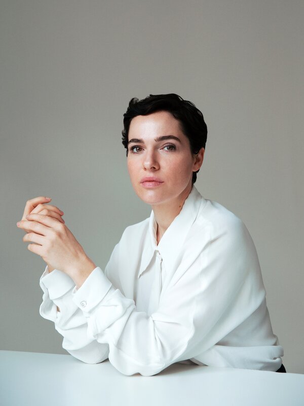 Verena Altenberg. – Bild: ORF/Salzkammergut Festwochen Gmunden/Maximilian Baier Verena Altenberg. – Bild: ORF/Salzkammergut Festwochen Gmunden/Maximilian Baier