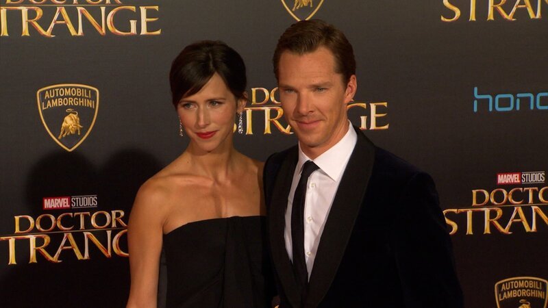 Seit 2015 ist Benedict Cumberbatch mit der britischen Theater- und Opernregisseurin Sophie Hunter verheiratet. – Bild: ZDF und Prime Entertainment Group