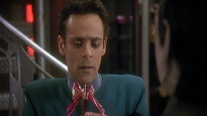 Doctor Julian Bashir (Alexander Siddig) – Bild: Tele 5