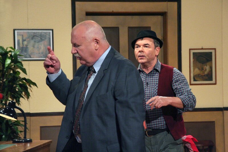 Heftige Diskussionen, große Aufregung - da muss auch die Motorik mitmachen. Da kann man nicht still sitzen! Bloß - worum geht´s? – Bild: SWR/Braig-Productions Heftige Diskussionen, große Aufregung - da muss auch die Motorik mitmachen. Da kann man nicht still sitzen! Bloß - worum geht´s? – Bild: SWR/Braig-Productions