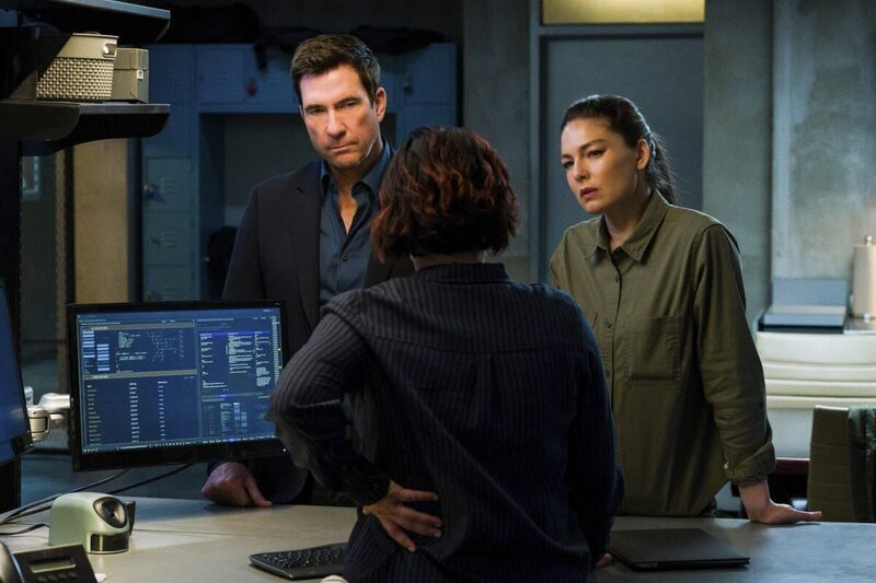 (v.l.n.r.) Supervisory Special Agent Remy Scott (Dylan McDermott); Special Agent Hana Gibson (Keisha Castle-Hughes); Special Agent Kristin Gaines (Alexa Davalos) – Bild: Mark Schafer