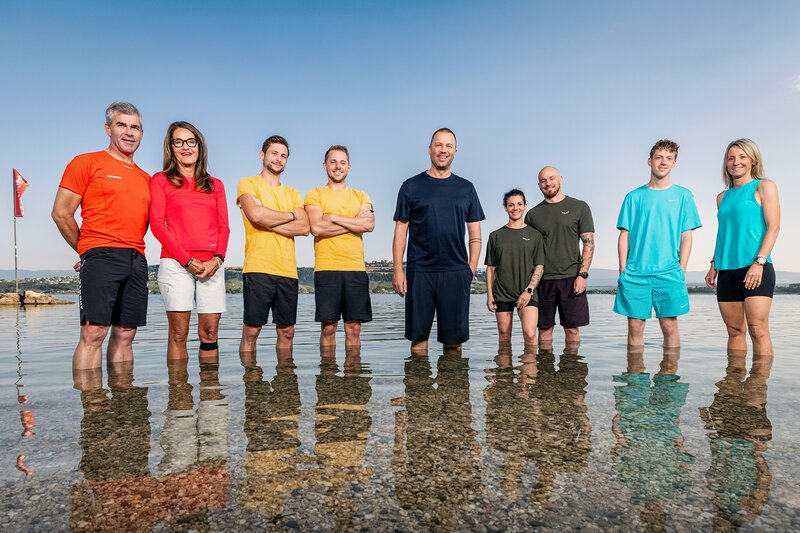 Game of Switzerland. Sendung 8. Daniel (54) und Ursula (58) aus Widnau SG, Manuel (32) und Vasco (33) aus Cham ZG, Moderator Jonny Fischer, Ladina (39) und Patrick (45) aus Wald ZH, Pascal (19) und Claudia (46) aus Niederrohrdorf AG – Bild: SRF1 Game of Switzerland. Sendung 8. Daniel (54) und Ursula (58) aus Widnau SG, Manuel (32) und Vasco (33) aus Cham ZG, Moderator Jonny Fischer, Ladina (39) und Patrick (45) aus Wald ZH, Pascal (19) und Claudia (46) aus Niederrohrdorf AG – Bild: SRF1