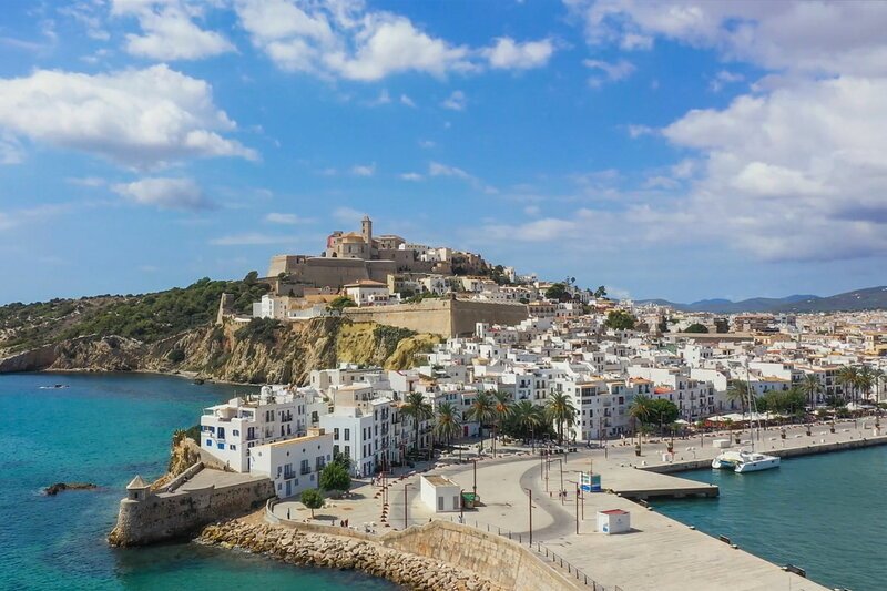 Balearen – Die vier schönen Schwestern Ibiza; Eivissa, die Hauptstadt Ibizas – Bild: SRF2