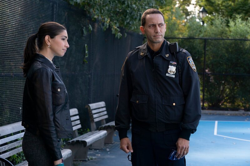 Katriona Tamin (Jamie Gray Hyder) und Marc Vargas (Elliot Villar) – Bild: Virginia Sherwood/​NBC