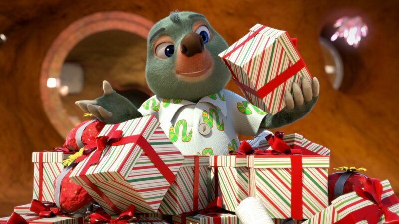 Moley weiß vor lauter Glück nicht wie ihm geschieht. Kann ein Tag schöner beginnen, als mit ganz vielen Geschenken? – Bild: ZDF und Two Daughters Entertainment Ltd