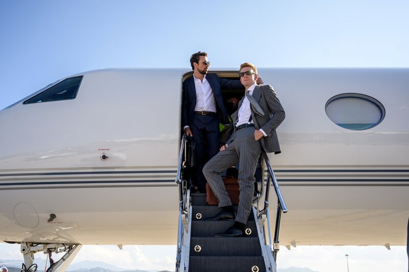 l-r:  Corso Manni (Francesco Montanari), Sasha Kirillov (Vladimir Aleksic) – Bild: Sky Studiosstudio