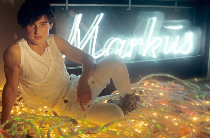 Markus Mörl kommt als perfekt getrimmtes NDW-Produkt auf den Markt. – Bild: phoenix/​ZDF/​pa picture alliance Fry