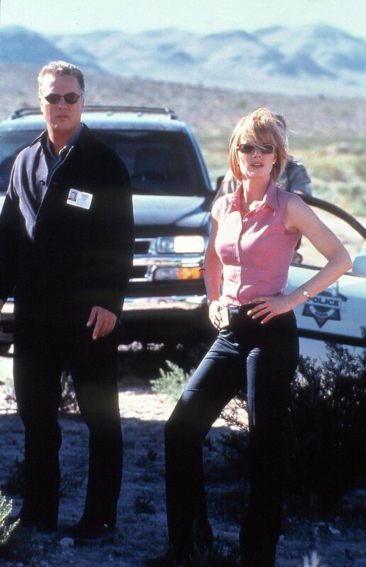 Der zwielichtige Tony Braun wurde offensichtlich unfreiwillig ins Jenseits befördert, wer ist für seinen Tod verantwortlich? Der Zufall kommt Gil Grissom (William Petersen) und Catherine Willows (Marg Helgenberger) bei den Ermittlungen zu Hilfe und deckt ein wahres Komplott auf. – Bild: RTL Crime /​ CBS