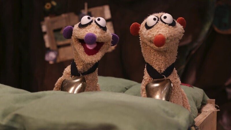 Die Königin mit der Schubkarre 3; © rbb/​bigSmile Ent./​NDR/​MDR – Honorarfreie Verwendung gemäß AGB im redaktionellen Zusammenhang mit genannter Sendung bei Nennung „Bild: rbb/​bigSmile Ent./​NDR/​MDR“. Andere Verwendung nur nach Absprache. KiKA Marketing & Kommunikation – bildredaktion@kika.de Telefon: +49 361.218⁠–⁠1826 – Bild: rbb/​bigSmile Ent./​NDR/​MDR/​KiKA-Bildredaktion