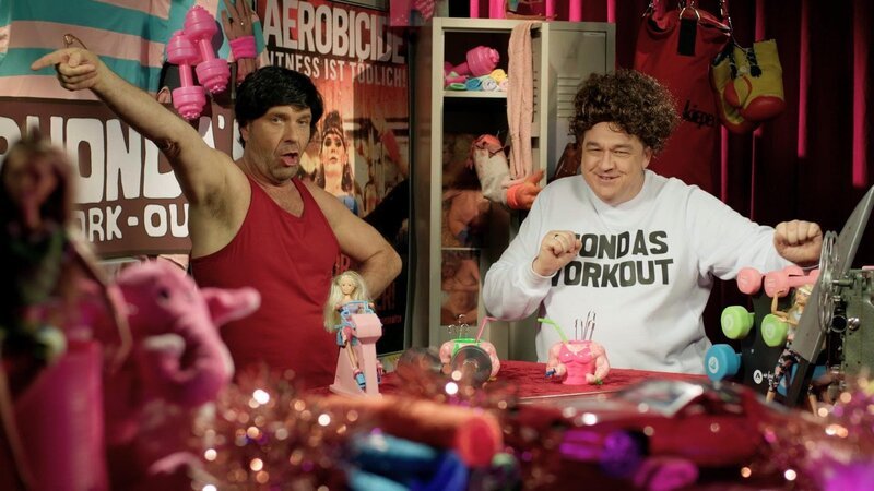 Peter Rütten (l.) und Oliver Kalkofe  +++ Die Verwendung des sendungsbezogenen Materials ist nur mit dem Hinweis und Verlinkung auf RTL+ gestattet. +++ – Bild: RTL