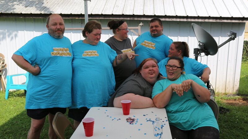 The family enjoys a backyard barbecue. – Bild: Scott Ippolito /​ TLC /​ Discovery Communications, LLC