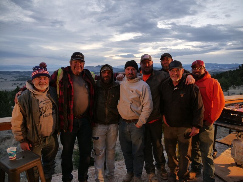 Jesse Goins, Howie Anderson, Christopher James Taylor, Dave Turin, Nathan Clark, Casey Morgan, Jerry Anderson, Jason Sanchez – Bild: Discovery Channel /​ Discovery Communications, LLC