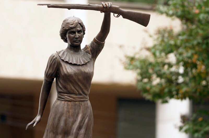 In Mexiko: ein Colonel neuen Typs – Bild: Elephant Doc