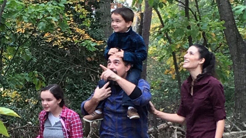 Jim and his family are hiking. – Bild: Investigation Discovery /​ Photobank 35186_ep204_011.JPG /​ Discovery Communiations