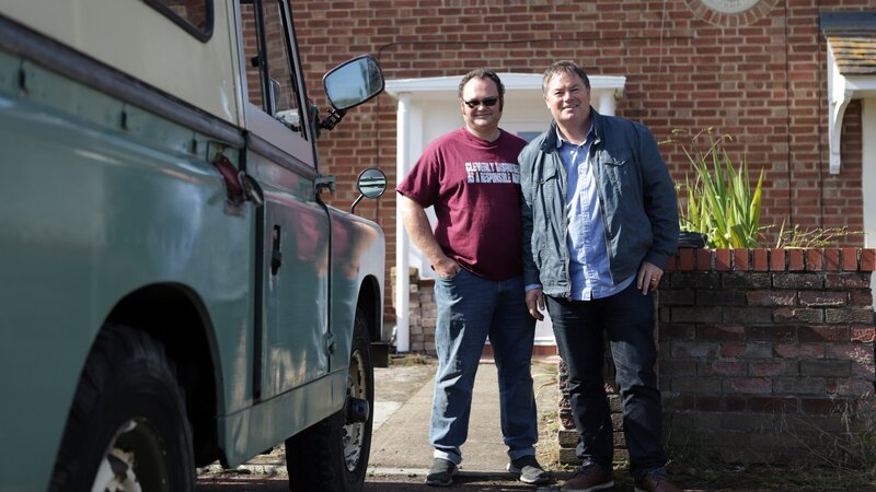 Landrover Dream Car episode. MIKE BREWER & CONTRIBUTOR IAN – LAND ROVER PURCHASE. – Bild: Discovery Communications, LLC