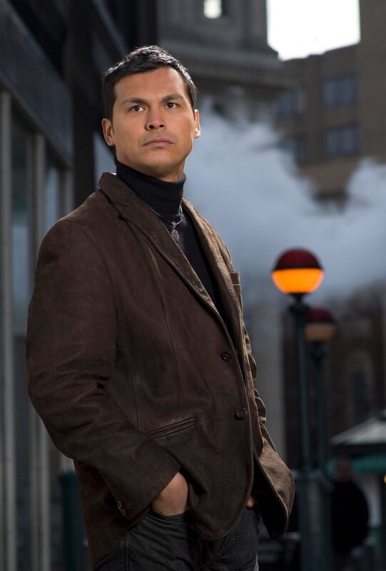 Detective Chester Lake (Adam Beach) – Bild: Universal Network Television