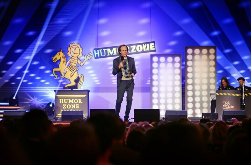 Humorzone-Gala mit Schirmherr und Moderator Olaf Schubert – Bild: MDR