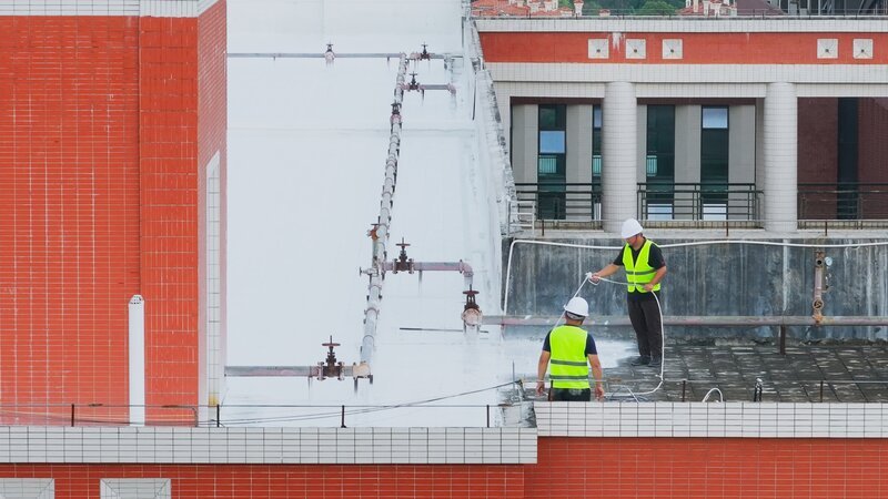 Kühlendes Weiß: Ameisen aus der Sahara haben Ingenieure zur Entwicklung einer Farbe mit Nanopartikeln inspiriert, die die Oberflächentemperatur von Gebäuden um mehr als 30 Grad senkt. – Bild: Blue Ant International Limited /​ WeltN24 GmbH