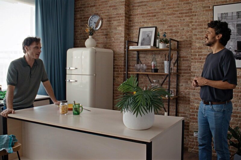 Al fresco
Marc Pujol als Vermieter, Roc Esquius als Wohnunssuchender
SRF/​Magnetfilm – Bild: SRF1