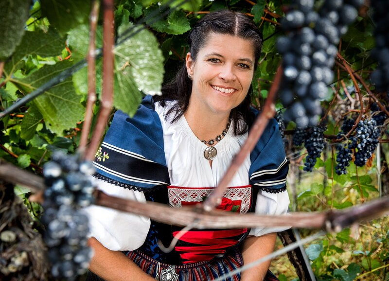 SRF bi de Lüt – Landfrauenküche, Folge 2. Caroline Schweizer – Bild: SRF1