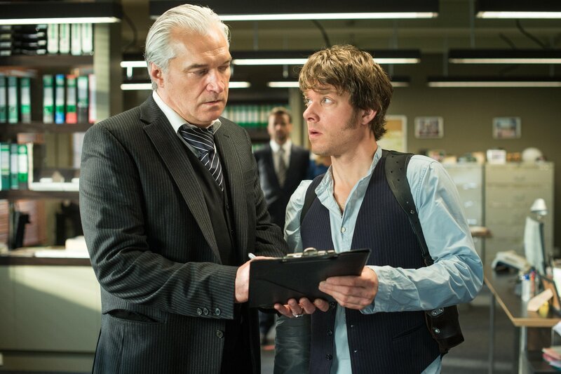 Franco Catanzaro (Emilio De Marchi, l.); Tom Kowalski (Steffen Schroeder, r.) – Bild: ZDF /​ Uwe Frauendorf