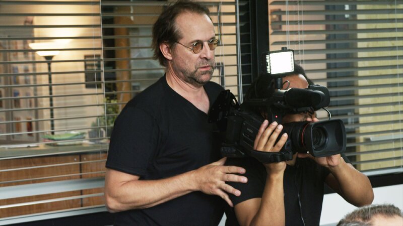 Gunther Hanzig (Peter Stormare, l.) – Bild: RTL Crime