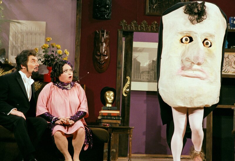 FRANKENSTEINS SCHWIEGERMUTTER 01.05.1983 Groteske mit Musik in vier Akten – Aufführung des Theaters im Vringsveedel. Mit Trude Herr ©WDR/​Kratzer – Bild: Kratzer, Harald /​ Unternehmensfoto