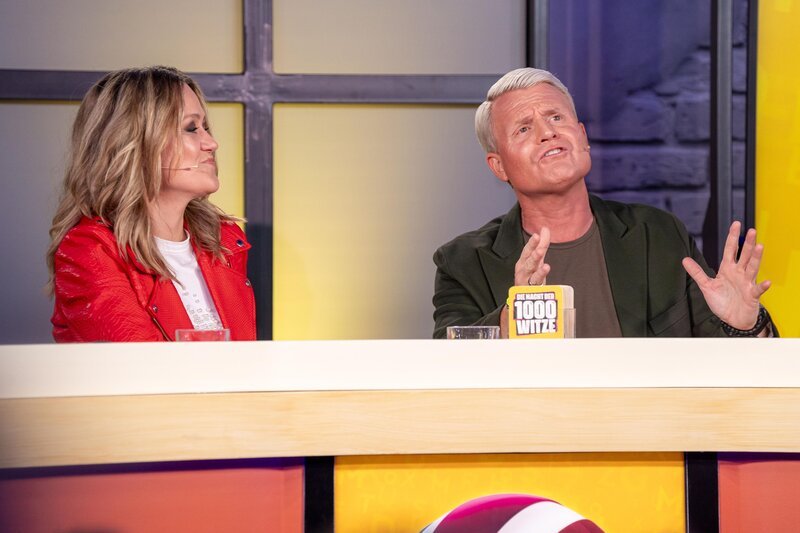 Lisa Feller (l.); Guido Cantz (r.) – Bild: BRAINPOOL /​ Guido Schröder