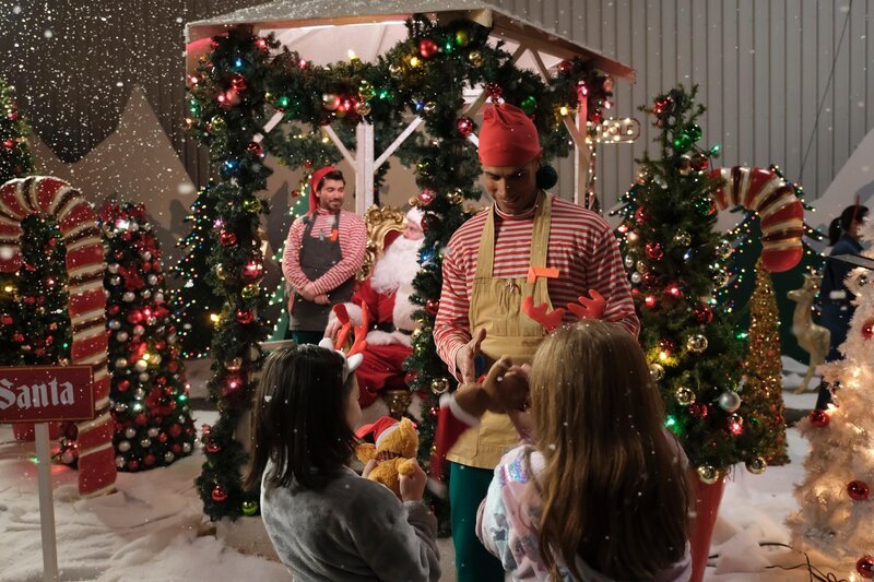 Dr. Jared Kalu (Chuku Modu) – Bild: RTL /​ Sony Pictures Entertainment