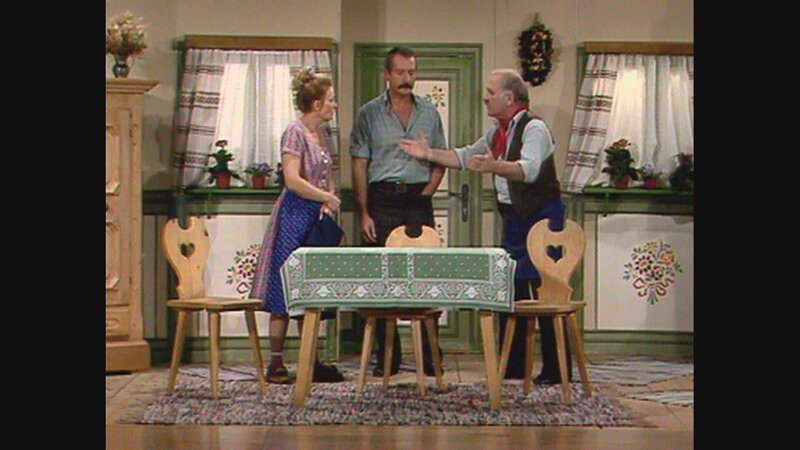 Third from the left: Girgl (Peter Steiner) – Bild: Heimatkanal (DE)